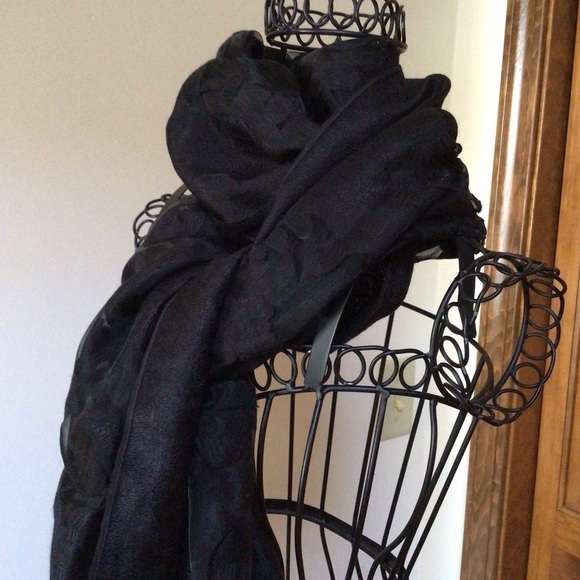 Viscose/Cotton/Silk Scarf 72”x26” - Picture 3 of 9